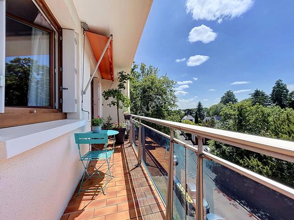 APPARTEMENT - ST-CYR-SUR-LOIRE - QUARTIER DE LA MÉSANGERIE