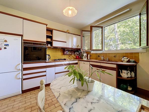 APPARTEMENT - ST-CYR-SUR-LOIRE - QUARTIER DE LA MÉSANGERIE