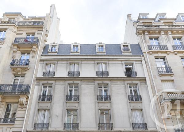 Appartement F1 à vendre  1 pièce - 24,70 m2 PARIS - 75016