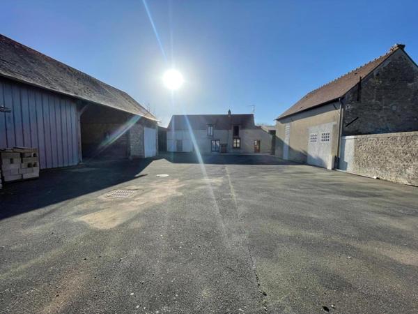 Maison de 160m² corps de ferme dépendances 305m²