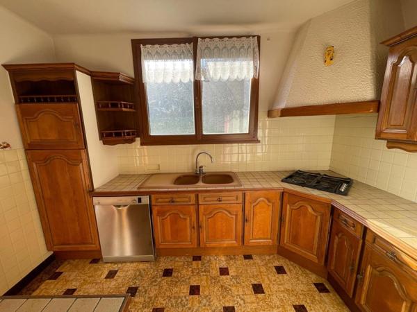 Maison de 160m² corps de ferme dépendances 305m²