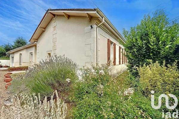 Maison à vendre 4 pièces 130 m² Saint-Médard-de-Guizières