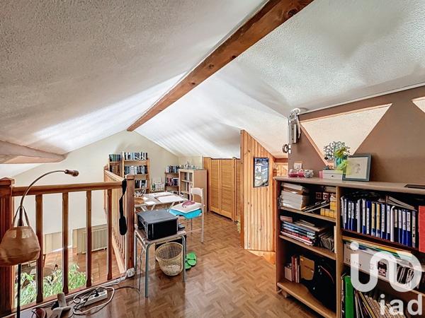 Maison à vendre 4 pièces 130 m² Saint-Médard-de-Guizières