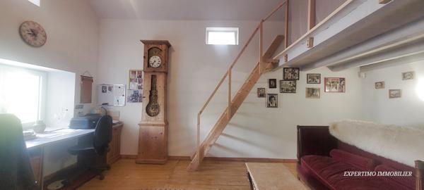 Archiac (17520) MAISON DE VILLE 201 m² AVEC JARDIN PRIVATIF