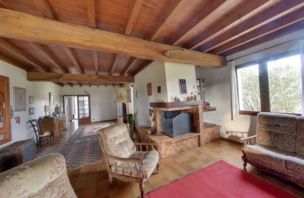 Maison traditionnelle avec cachet Mas Grenier 4 pièce(s) - Plain pied