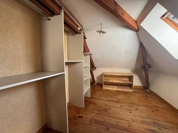 86100 CHATELLERAULT Maison Chatellerault 6 pièce(s) 111.47 m2