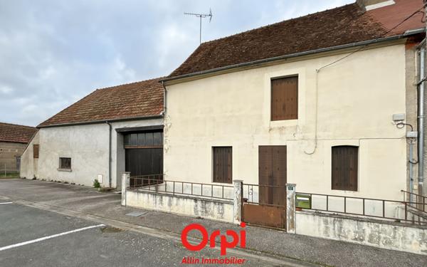 Maison à vendre    3 pièces •  Gouzon