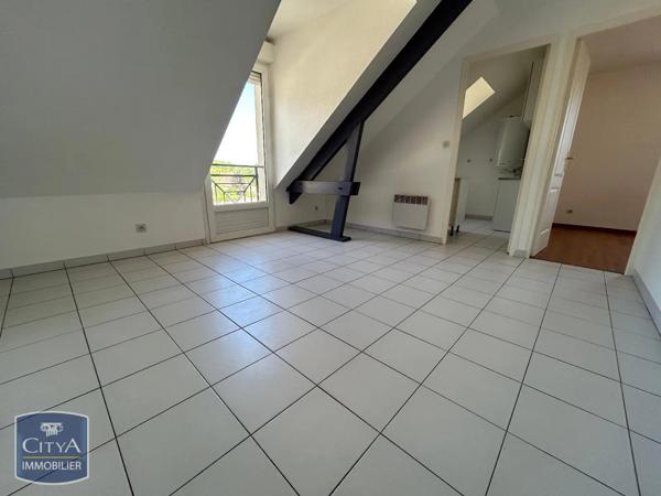 Appartement à louer 2 pièces 32.87m² Épernon (28230)