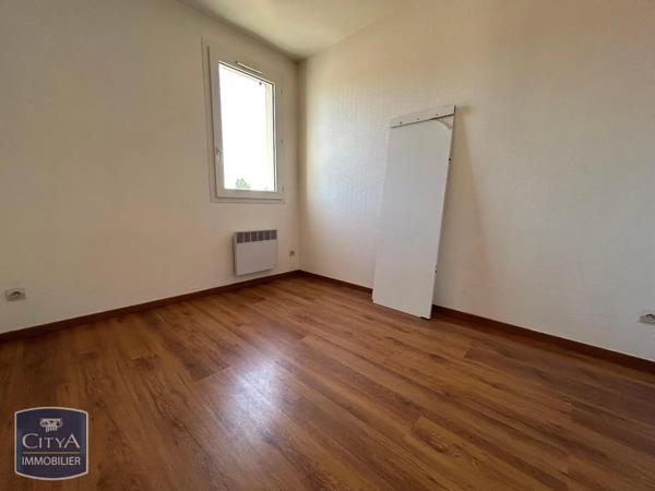 Appartement à louer 2 pièces 32.87m² Épernon (28230)