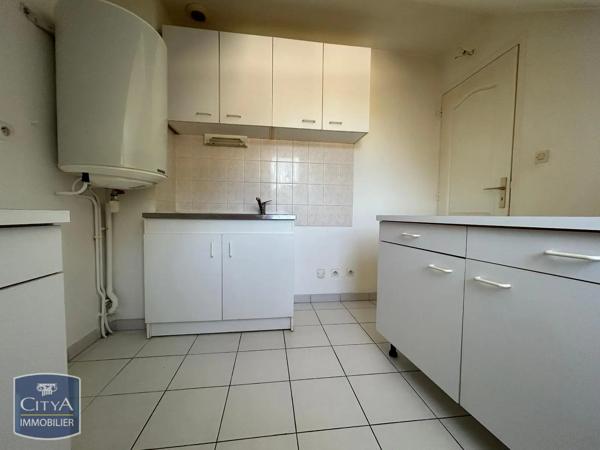 Appartement à louer 2 pièces 32.87m² Épernon (28230)