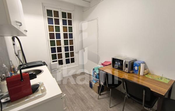 Maison indépendante 89 m2 louée en bureaux