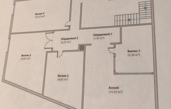 Maison indépendante 89 m2 louée en bureaux