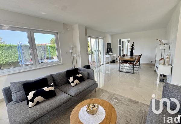 Maison à vendre 7 pièces 199 m² Cernay