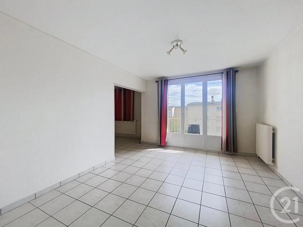 Appartement F4 à vendre  4 pièces - 67,03 m 2   ST MAX  - 54