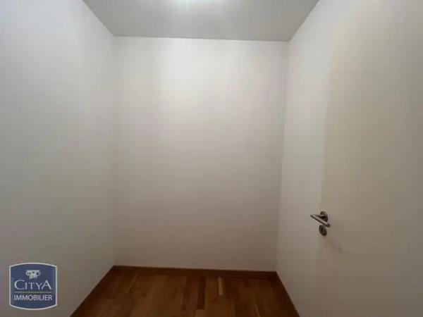 Appartement à louer 4 pièces 82.96m² Nancy (54000)