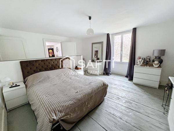 Tullins - Ancienne Maison rénovée de 300m² habitables