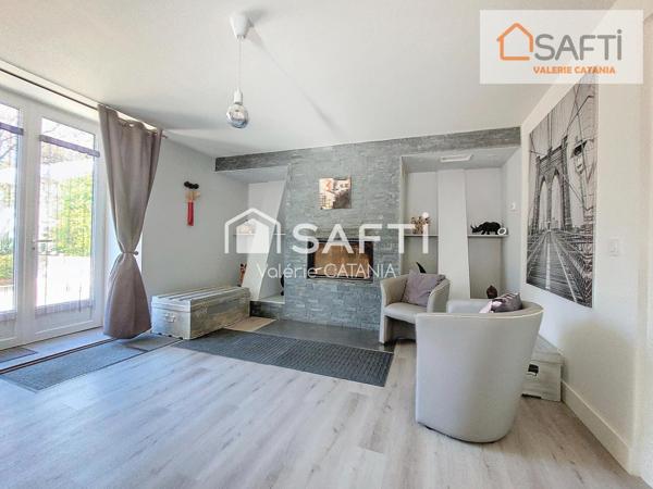 Tullins - Ancienne Maison rénovée de 300m² habitables