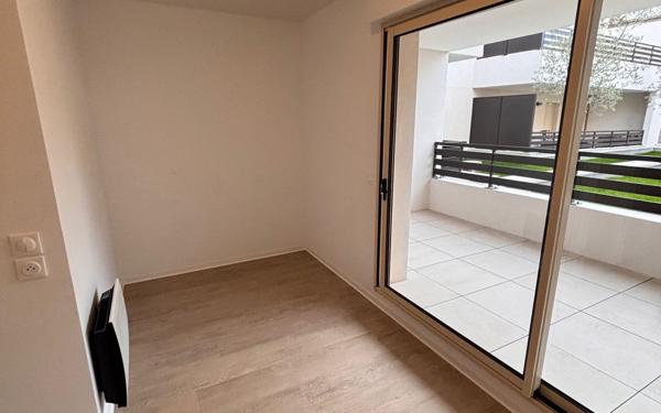 Appartement à louer    1 pièce •  Nîmes