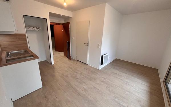 Appartement à louer    1 pièce •  Nîmes