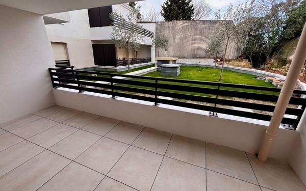 Appartement à louer    1 pièce •  Nîmes