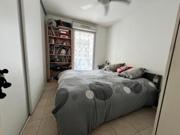 T3 avec grand balcon et parking – Marseille 2e