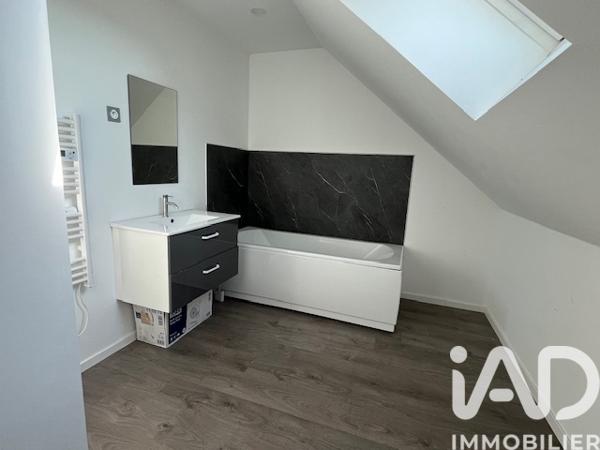 Maison à vendre 6 pièces 174 m² Bazouges Cré sur Loir