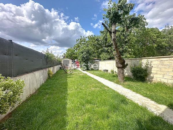 Maison 5 pièces, 4 chambres, 107m2, garage, Savigny le temple