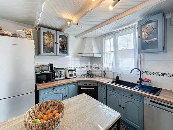 Maison 5 pièces, 4 chambres, 107m2, garage, Savigny le temple