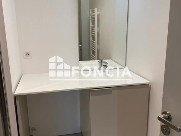 Location Studio 36.71 m² - 21 RUE LA NOUE La Rochelle 17000