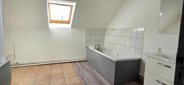 Immeuble de rapport de 3 logements + garage