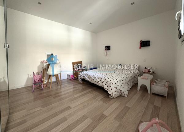 Immeuble
                                                                                                                                                
                                                                                                                                                
                                                                                                                                                
                                                    
                                                                                                                                                                                                                                                                                                                        300  m²                                                                                                                                                                                                         2 etage(s)