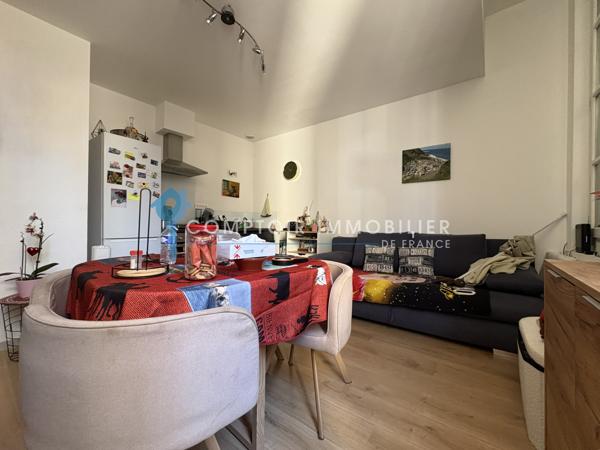Immeuble
                                                                                                                                                
                                                                                                                                                
                                                                                                                                                
                                                    
                                                                                                                                                                                                                                                                                                                        300  m²                                                                                                                                                                                                         2 etage(s)