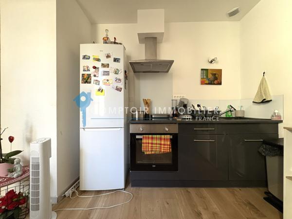 Immeuble
                                                                                                                                                
                                                                                                                                                
                                                                                                                                                
                                                    
                                                                                                                                                                                                                                                                                                                        300  m²                                                                                                                                                                                                         2 etage(s)