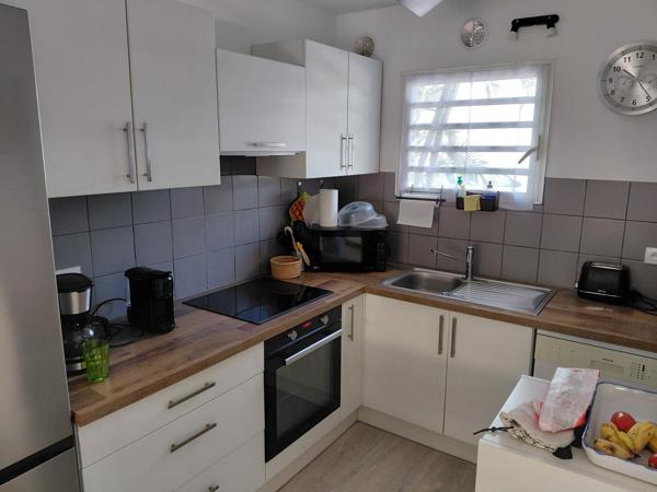 Maison
                                                                                                                                                                                                                                                                                                                        4 pièce(s)                                                                                                                                                                                                          3 chambre(s)                                                                                                                                                                                                          85  m²