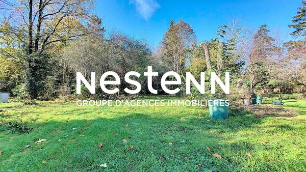 Rare à Nérac : superbe terrain constructible plat de 2000 m² arboré, viabilités et tout-à-l'égout en bordure, proche commodités