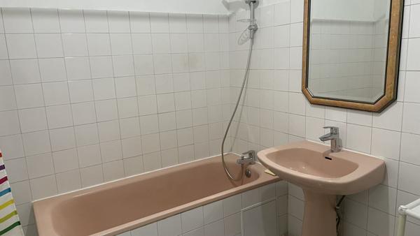 Location Maison79 m² - 3 Pièces - LARRAZET (82500)