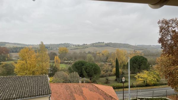 Location Maison79 m² - 3 Pièces - LARRAZET (82500)