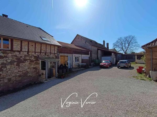 Bien immobilier à vendre 6 pièces de 155 m²