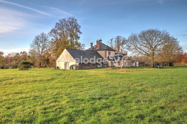 Maison à vendre 14 pièces de 400 m² à Livarot-Pays-d'Auge