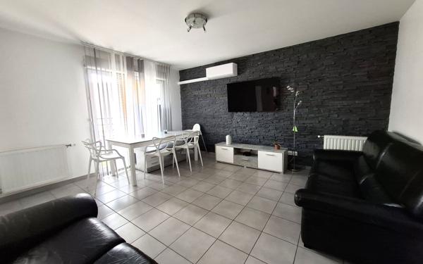 Appartement à vendre    3 pièces • 64,29 m2 Vénissieux