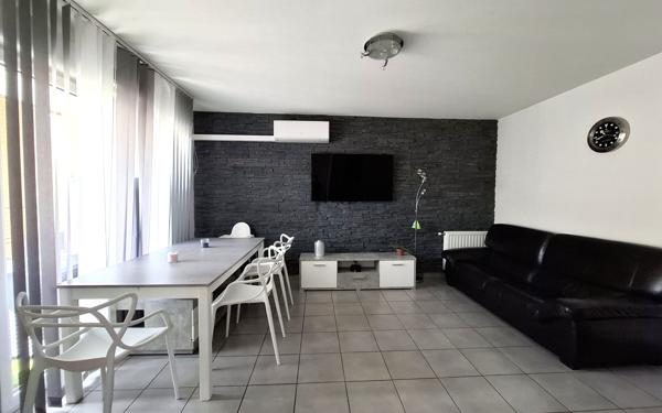 Appartement à vendre    3 pièces • 64,29 m2 Vénissieux