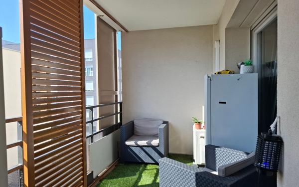 Appartement à vendre    3 pièces • 64,29 m2 Vénissieux