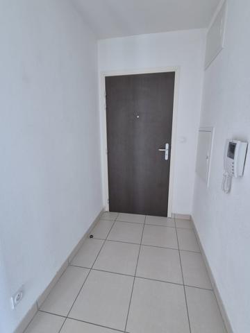 Meyzieu (69330) T3 de 57,92 m² au 3 ème et dernier étage