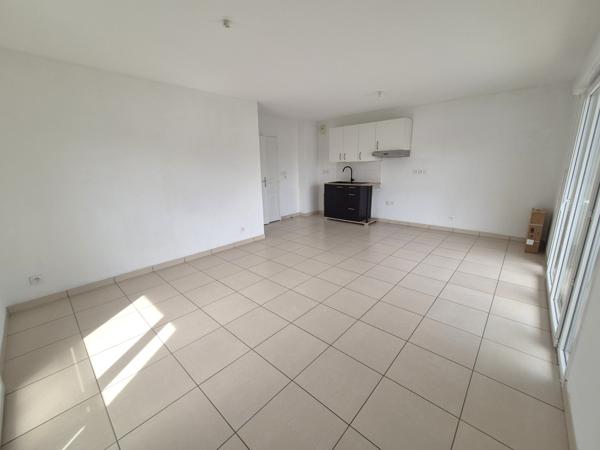 Meyzieu (69330) T3 de 57,92 m² au 3 ème et dernier étage