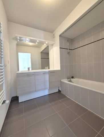 Meyzieu (69330) T3 de 57,92 m² au 3 ème et dernier étage