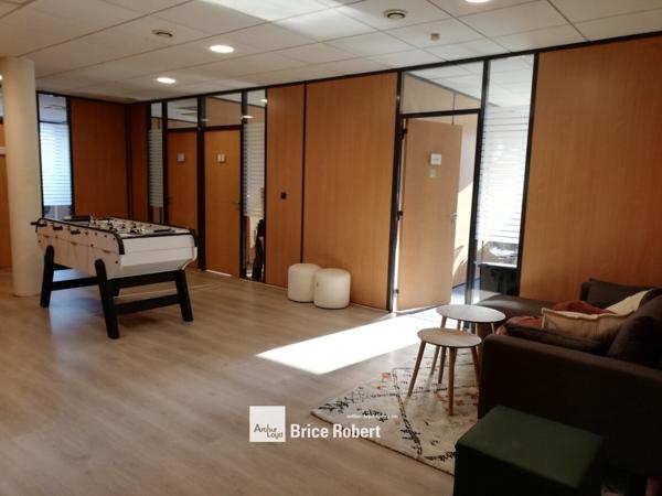 Bureaux à vendre à Lyon 9ème lumineux climatisation neuve Les Nymphéas