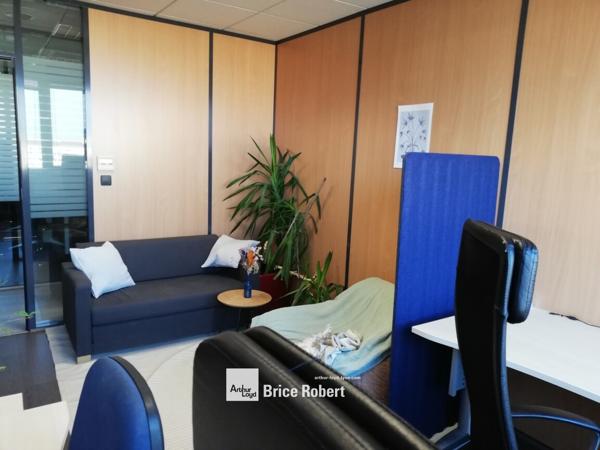Bureaux à vendre à Lyon 9ème lumineux climatisation neuve Les Nymphéas