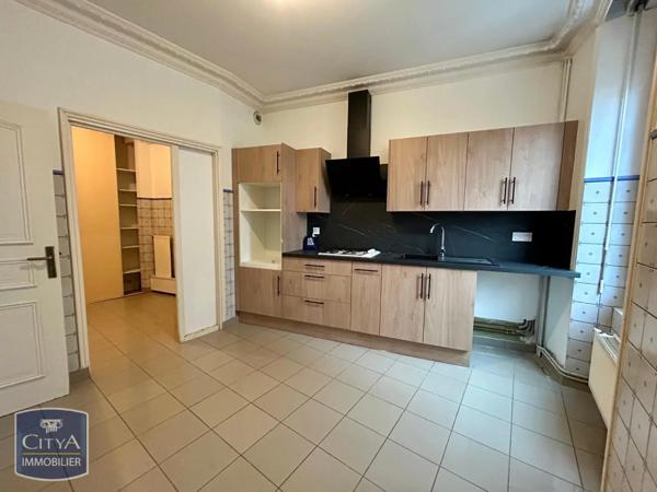 Maison à louer 6 pièces 150m²