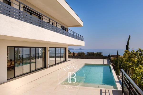 Les Issambres, Villa 7 Chambres -  540 m² à vendre