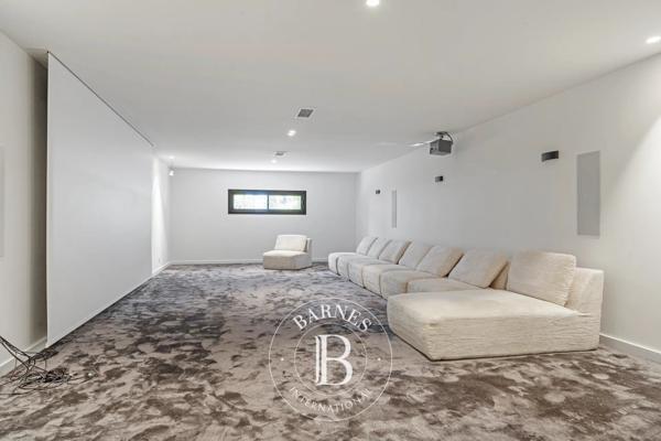 Les Issambres, Villa 7 Chambres -  540 m² à vendre